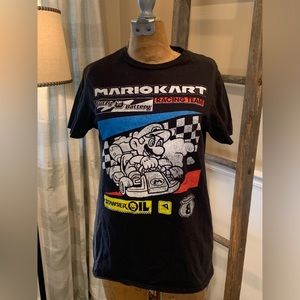 Men's Mario Cart Tshirt Size Small